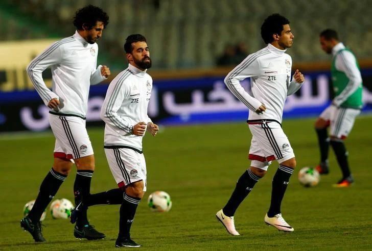 Egypt’s players take part in a training session at Cairo Stadium on January 11, 2017. (File photo by Reuters)