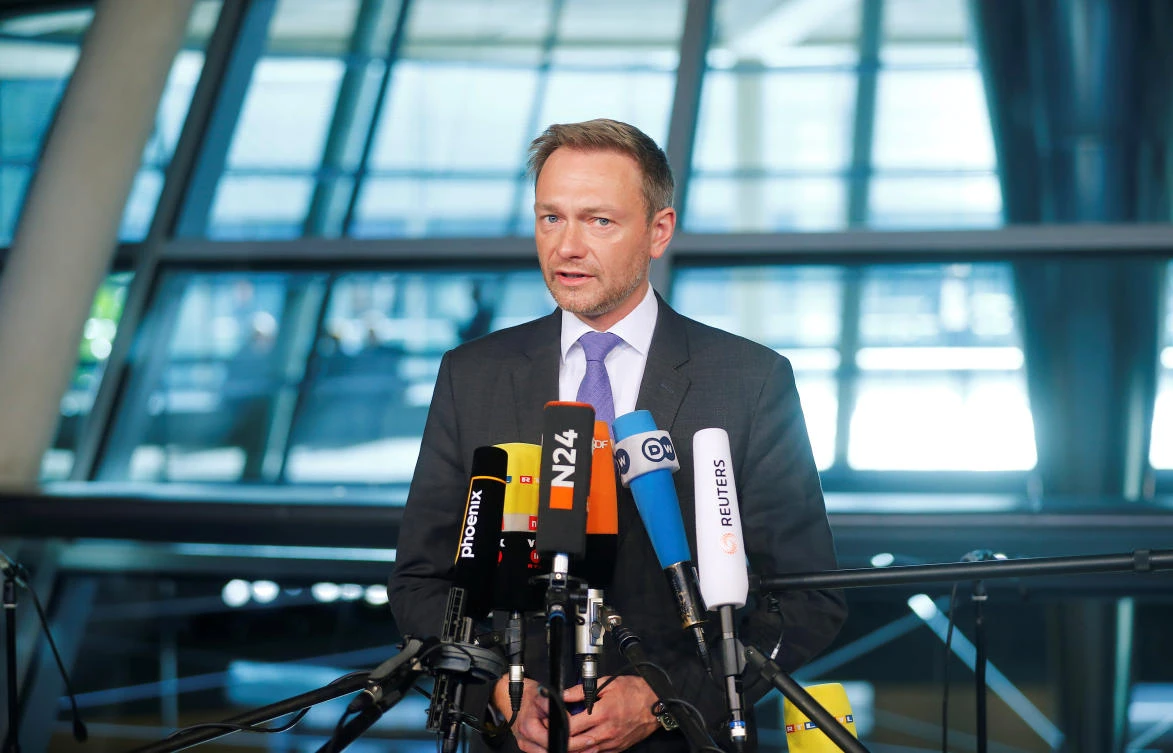 Germany’s Free Democratic Party (FDP) leader, Christian Lindner, gives a statement as he arrives at the Reichstag building for exploratory talks about forming a new coalition government in Berlin, Germany, Nov. 7, 2017. (Reuters/Hannibal Hanschke)