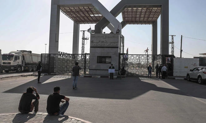 A general view of the closed gate of the Rafah border crossing with Egypt. (AFP)