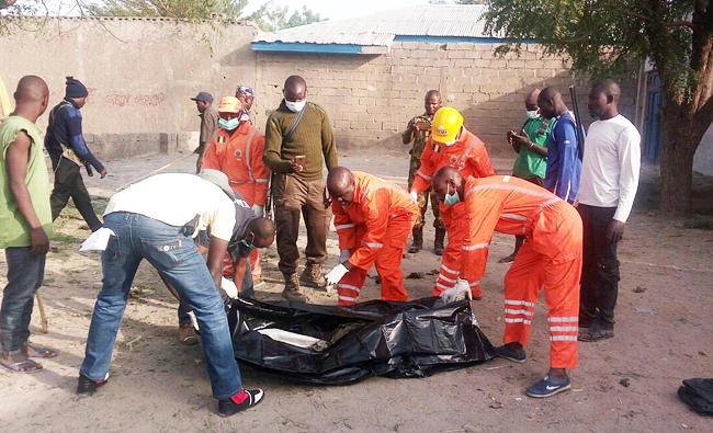 4 suicide bombers kill 14, wound 29 in northern Nigeria