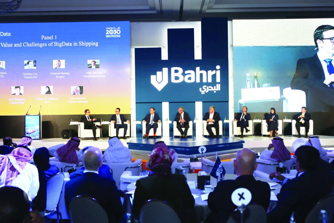 A CEO panel group discussion at the forum highlighted the value and challenges
of big data in shipping.