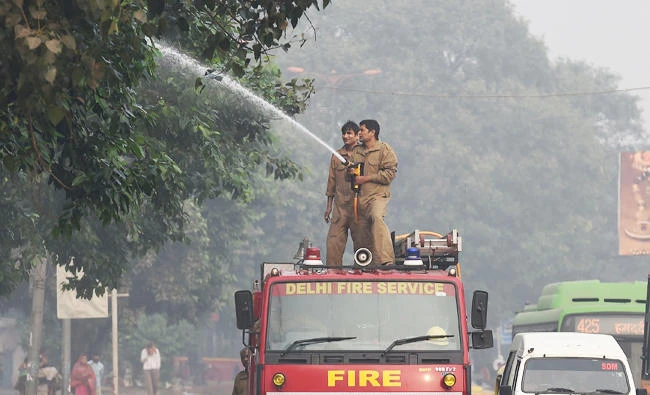 Delhi half-marathon to go ahead despite smog, court rules