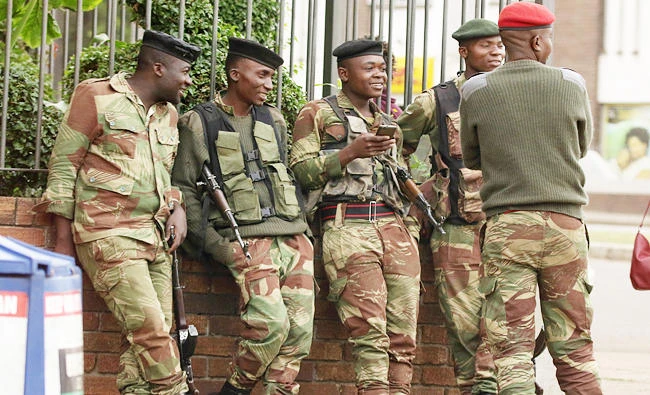 Zimbabwe military supports anti-Mugabe rally