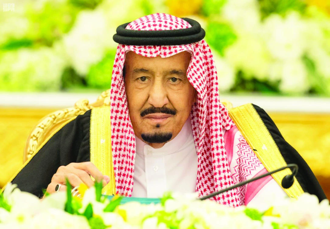 King Salman chairs the Cabinet meeting at Al-Yamamah Palace in Riyadh on Tuesday. (SPA)