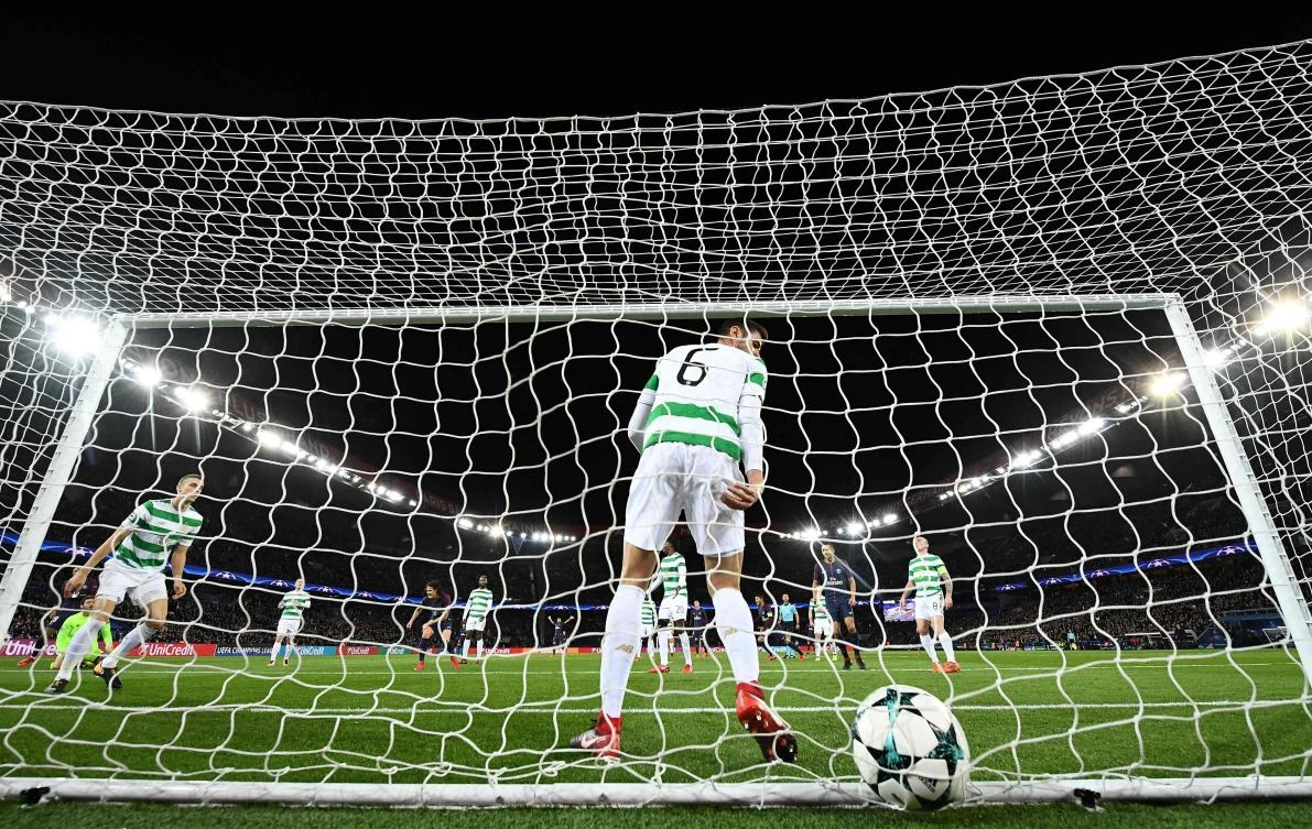 Celtic’s Israeli midfielder Nir Bitton (C/#6) reacts with teammates after a Paris Saint-Germain (PSG) goal during the UEFA Champions League Group B football match between Paris Saint-Germain (PSG) and Glasgow Celtic at Parc des Princes Stadium in Paris on Nov. 22, 2017. (AFP/Franck Fife)