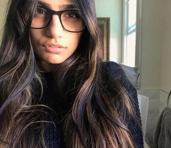 Mia Khalifa (Instagram)