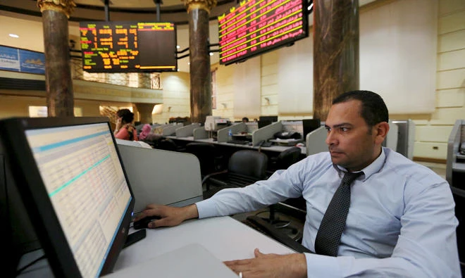 A trader works at the Egyptian stock exchange in Cairo. (File photo/Reuters)