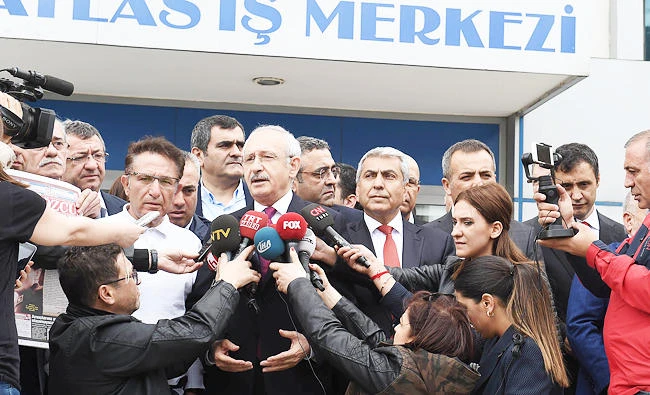 Turkey's main opposition Republican People's Party (CHP) leader Kemal Kilicdaroglu talks to the media in Istanbul, Turkey, in this file photo. (Reuters)