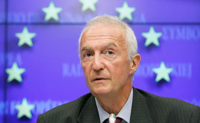 European Union’s Counter-Terrorism Coordinator Gilles de Kerchove addresses a news conference in Brussels on September 5, 2011. (File photo by Reuters)