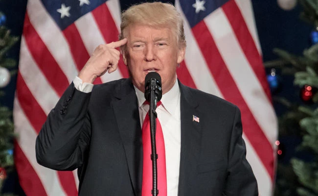 US President Donald Trump speaks about tax reform at the St. Charles Convention Center on November 29, 2017 in St. Charles, Missouri. (Whitney Curtis/Getty Images/AFP)