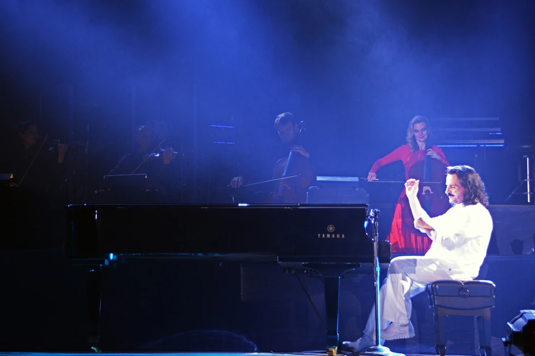 November 30, 2017 — Greek musician Yanni became the first international musician to perform in the Kingdom. (AN photo by Huda Bashatah)