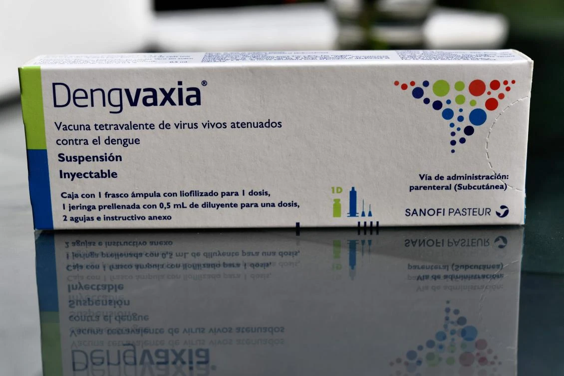 More than 733,000 public schoolchildren 9 years old and above in three highly endemic regions — Metro Manila, Central Luzon and Calabarzon — have received at least the first of three doses of Dengvaxia under a P3.5-billion immunization drive, the world’s first such program. (AFP)