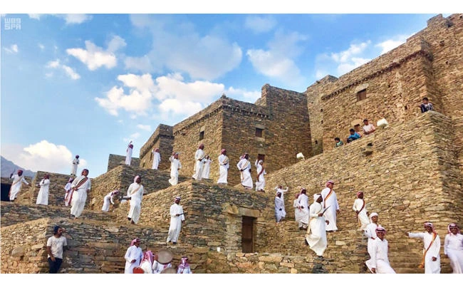 Actors perform during a show at the Heritage village of Thee Ain in Al Baha last month. (SPA)