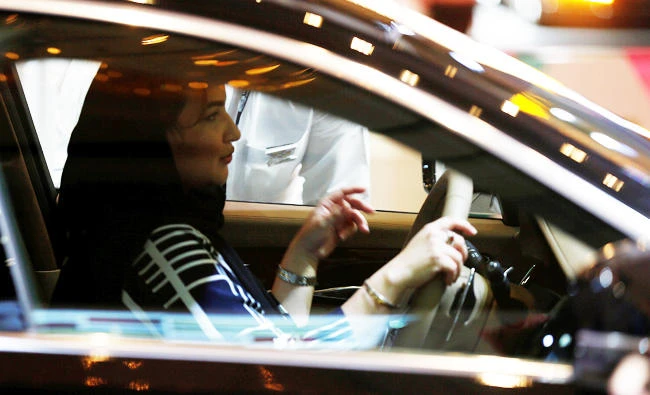Evidence suggests women safer drivers than men: expert