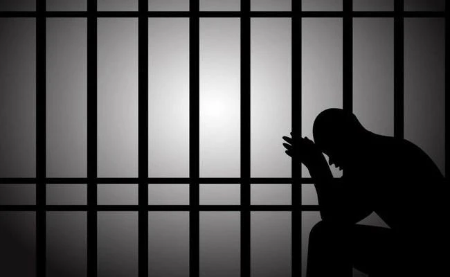 A Malaysian man was detained hours after his wedding reception for allegedly fighting police seeking to arrest one of his guests. (REUTERS photo)