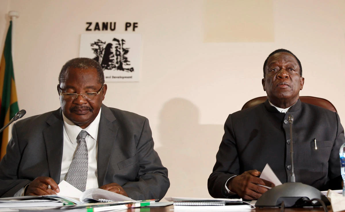 Zimbabwe ruling party meets to seal Mugabe’s fall from grace