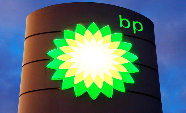FILE PHOTO: The logo of BP is seen at a petrol station in Kloten, Switzerland October 3, 2017. REUTERS/Arnd Wiegmann/File Photo