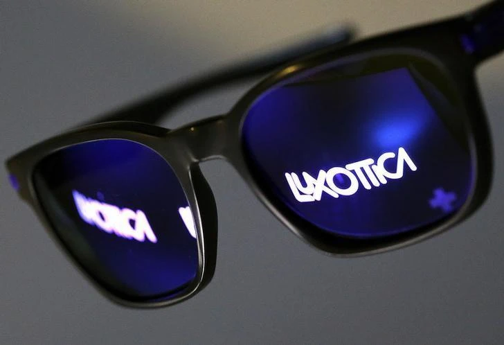 Luxottica CEO exits eyewear giant ahead of Essilor merger