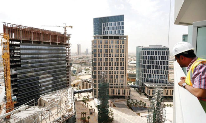 Several projects in Saudi Arabia were hit by the construction industry slowdown, but an expansionary budget is breathing new life into major construction projects across the Kingdom. (Reuters)