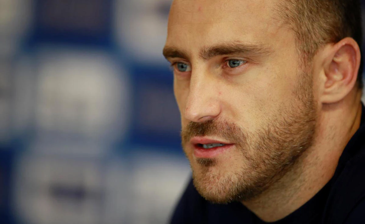Du Plessis doubtful for Zimbabwe Test