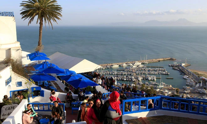 Tourists are seen in a coffee shop in Sidi Bou Said, a tourist destination, on the outskirts of the capital Tunis. (File photo/Reuters)