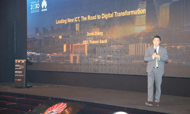 Dennis Zhang speaks at the Huawei Day KSA 2017 where he presented the latest trends in business and technology.