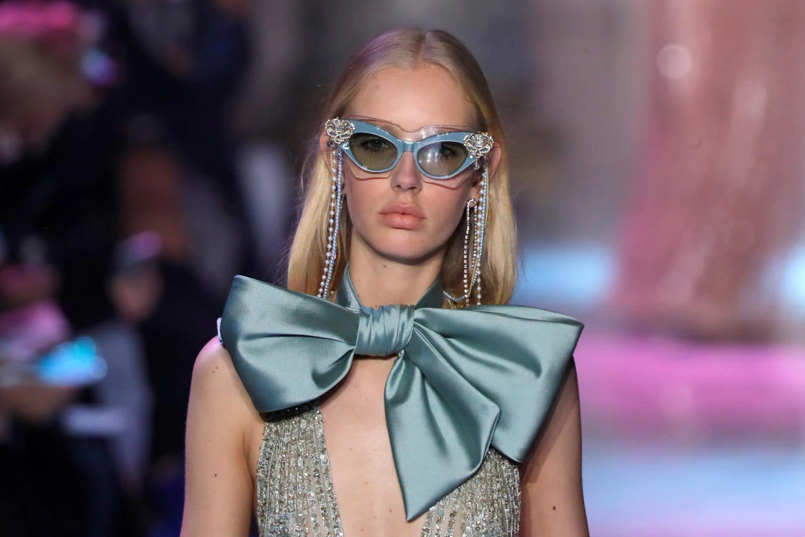 A model presents a creation by designer Elie Saab as part of his Haute Couture Spring-Summer 2018 fashion show in Paris, France, January 24, 2018. REUTERS/Charles Platiau