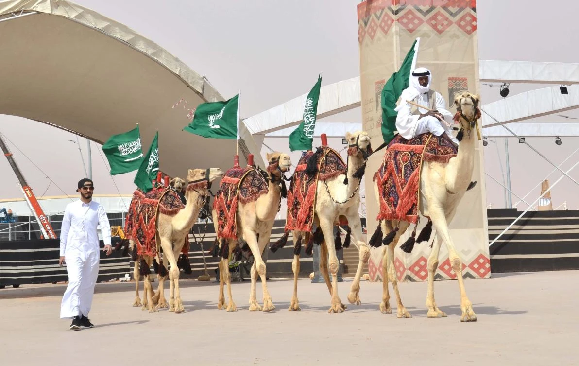 More than 1,500 camel owners gather for national fair
