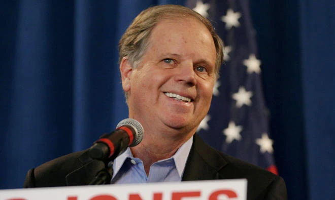 Two Democrats to be sworn in as senators, narrow GOP majority