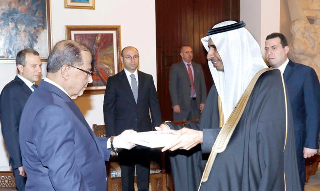 Saudi Ambassador to Lebanon Walid Al-Yaacoub presents his credentials to Lebanese President Michel Aoun in Beirut on Wednesday. (AN photo)