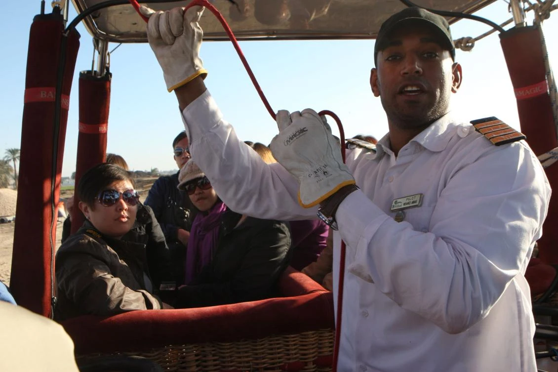 Egypt orders detention of four men over hot air balloon crash
