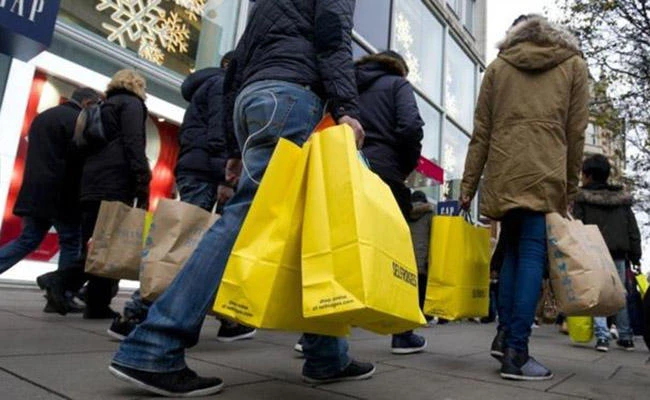 Retail sales rose 1.4 percent last month from a year earlier, according to a survey from the British Retail Consortium and financial group KPMG. That compared with 1.7 percent expansion in December 2016. (AFP)