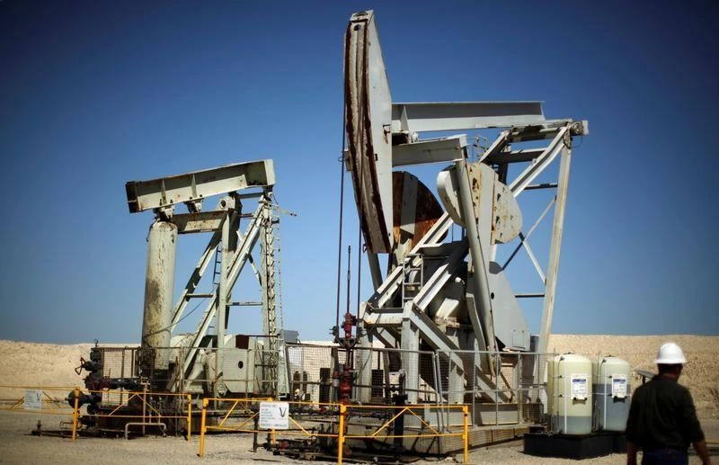 A slight dip in the amount of rigs in the US drilling for new oil was supporting WTI, traders said. The number of rigs drilling for oil fell by 5 to 742 in the week to January 5, according to oil services firm Baker Hughes. (Reuters)