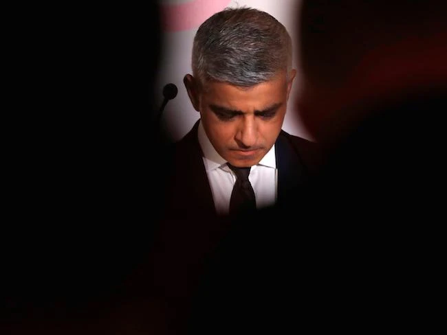 Under a no-deal Brexit scenario, the industry that fares the worst will be financial and professional services, with as many as 119,000 fewer jobs nationwide, according a report commissioned by London Mayor Sadiq Khan. (Reuters)