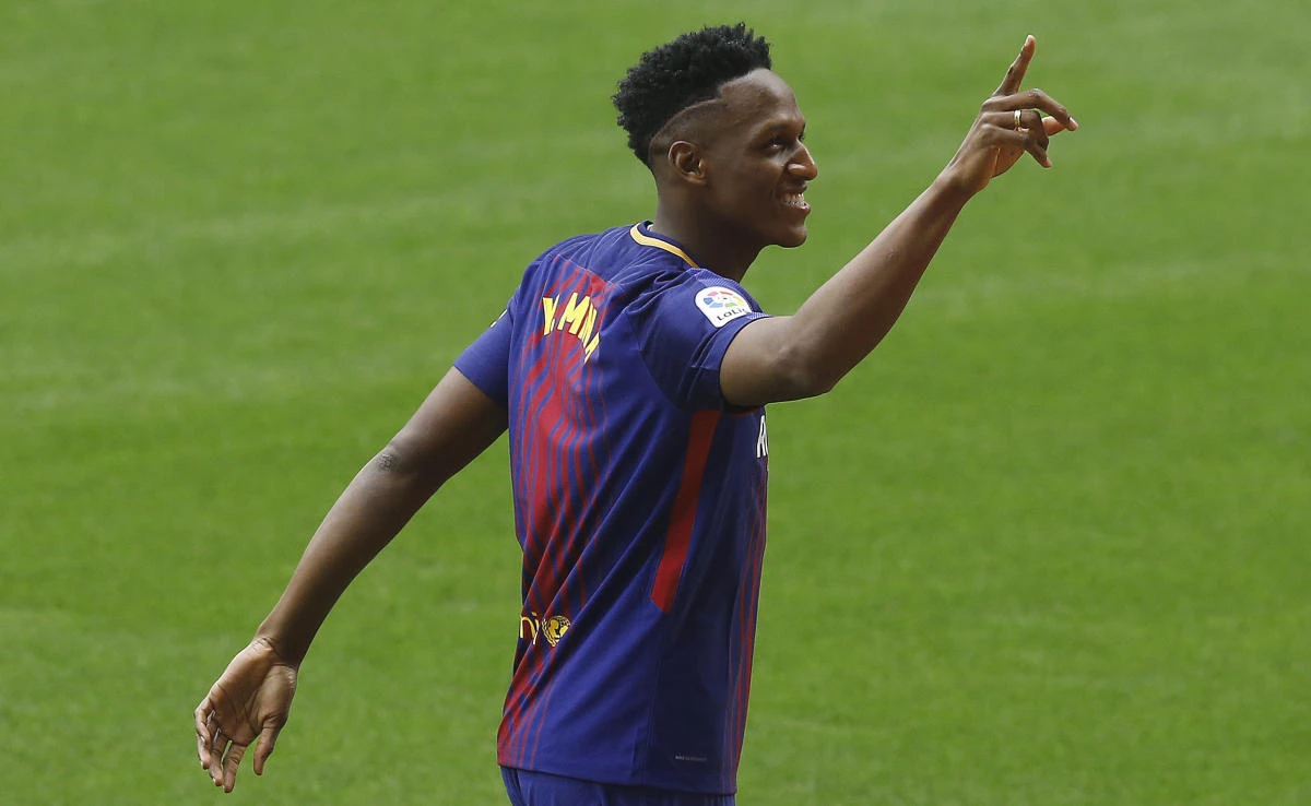 Sockless Mina looks to learn from Barcelona teammates