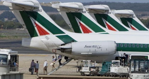 Air France-KLM deny bidding for troubled Alitalia