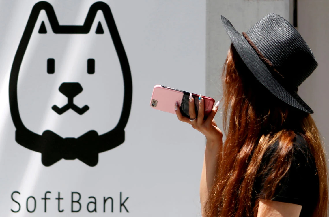 Softbank Corp, Japan’s No. 3 wireless carrier, posted a 4.5 percent rise in operating profit to ¥20 billion in the year ended March on sales of ¥3.2 trillion. (Reuters)