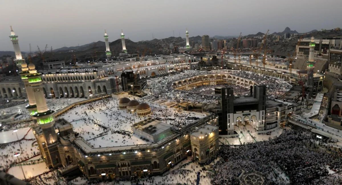 India decision to lift Hajj subsidy under spotlight