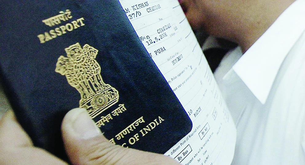 The current annual recorded flow of low-skilled labor migrants from India to GCC countries is around 600,000 to 800,000 workers per year. (AFP/File)