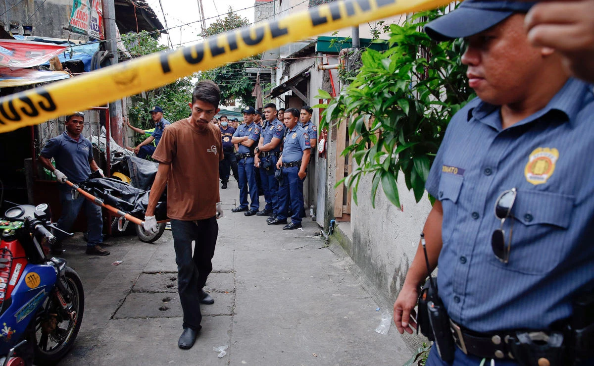 About 3,987 people had been killed in Philippine police anti-drug operations during the 18-month crackdown. (Reuters)