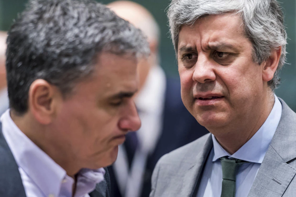 Greece gets fresh cash on road to leaving bailout