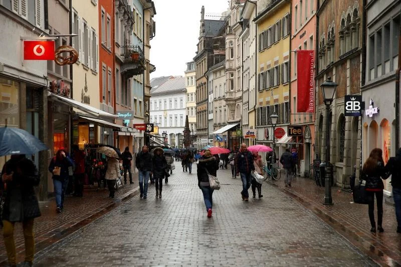 German consumer morale hits strongest since 2001