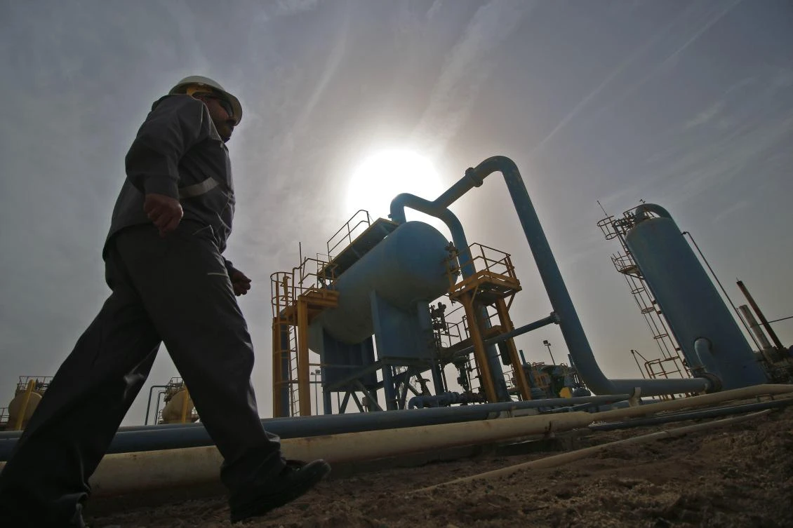 Oil hits $71 for first time since 2014 on tighter supply and weak dollar