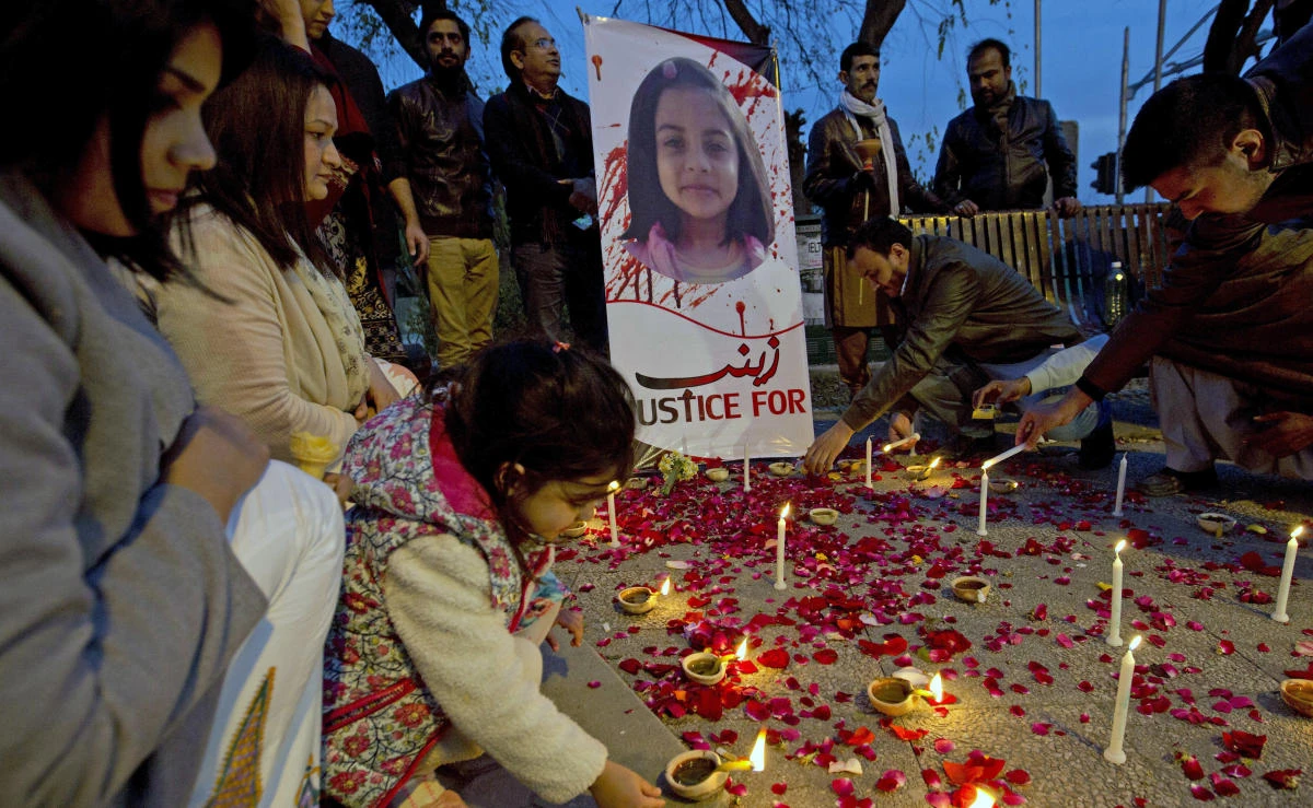 Clamor in Pakistan for public hanging of rape convicts