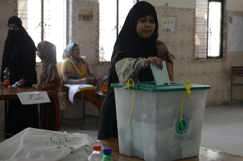 Pakistan to develop ‘foolproof’ electronic voting system for expats