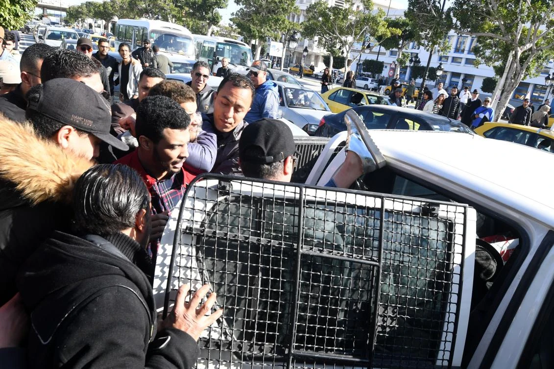 Tunisia police disperse LGBT protesters
