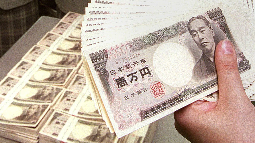 Hacked Tokyo cryptocurrency exchange to repay owners