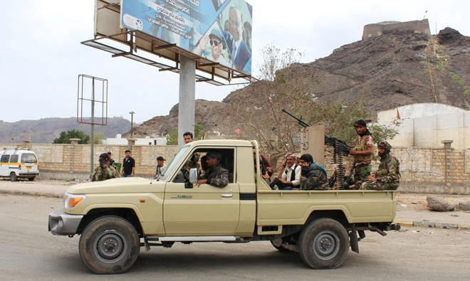 Yemen president orders his forces to cease fire in Aden