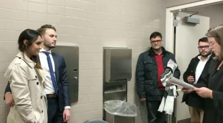 The wedding of Brian and Maria Schulz held in the toilets (YouTube)