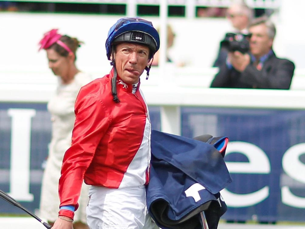 Qatar operation Al-Shaqab cuts contract of Frankie Dettori in half